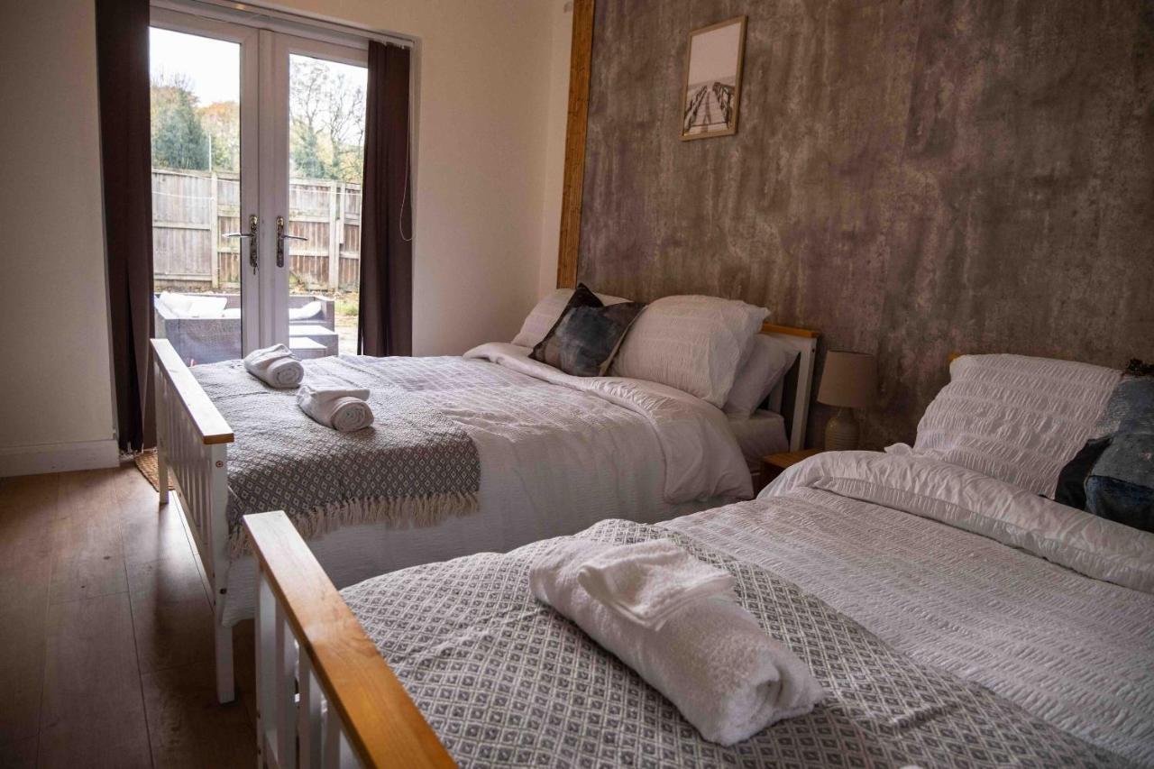 Cross Lane Cottage Pudsey Bagian luar foto
