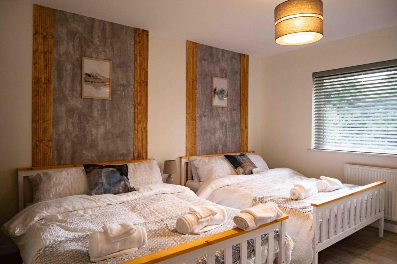 Cross Lane Cottage Pudsey Bagian luar foto