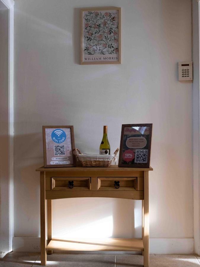 Cross Lane Cottage Pudsey Bagian luar foto