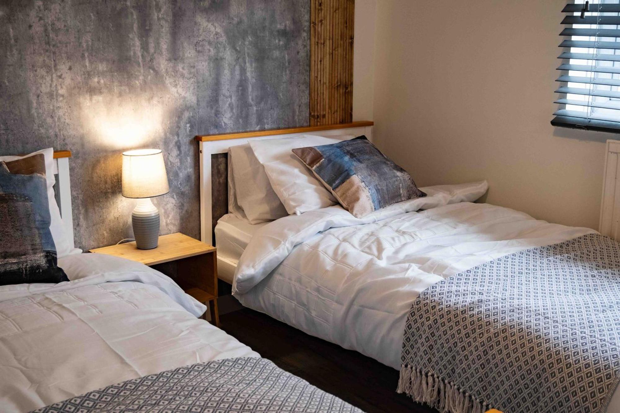Cross Lane Cottage Pudsey Bagian luar foto